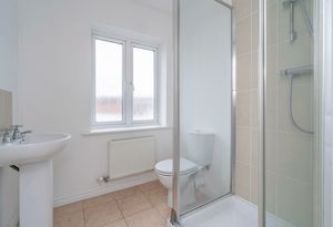 Family shower room- click for photo gallery